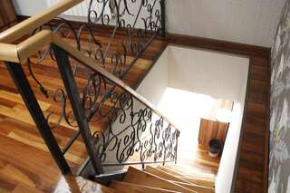 Отель Hotel Papion Бухарест Люкс с 1 спальней и балконом - №8-9