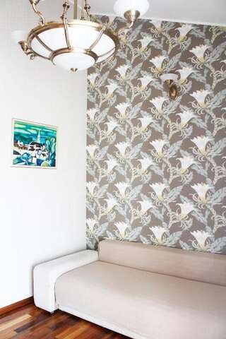 Отель Hotel Papion Бухарест Люкс с 1 спальней и балконом - №8-10