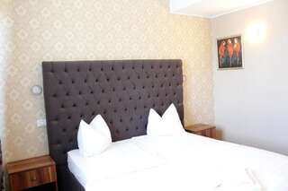 Отель Hotel Papion Бухарест Двухместный номер №5 с 1 кроватью-4